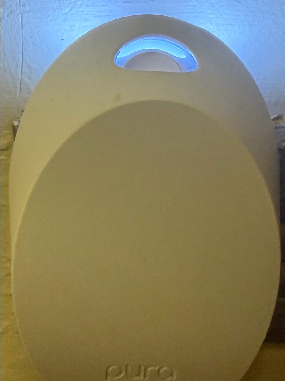 Pura Mini White Oval Fragrance Smart Diffuser Holder